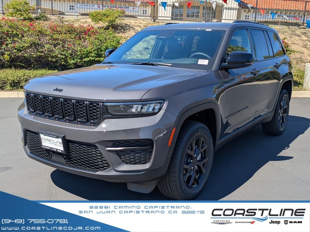 New 2025 Jeep Grand Cherokee ALTITUDE 4X4 Sport Utility