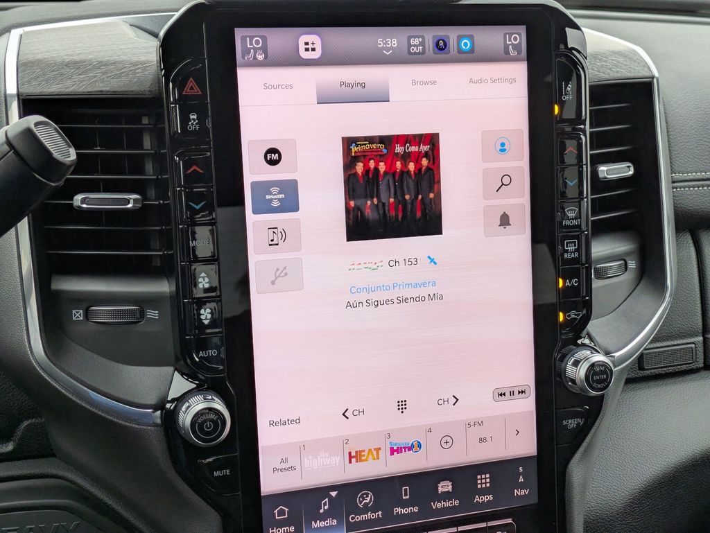 2025 RAM 2500 Laramie - Photo 19