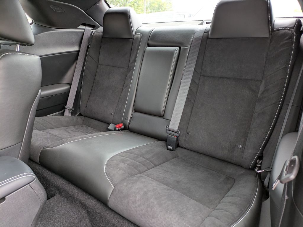 2022 Dodge Challenger SRT - Photo 23