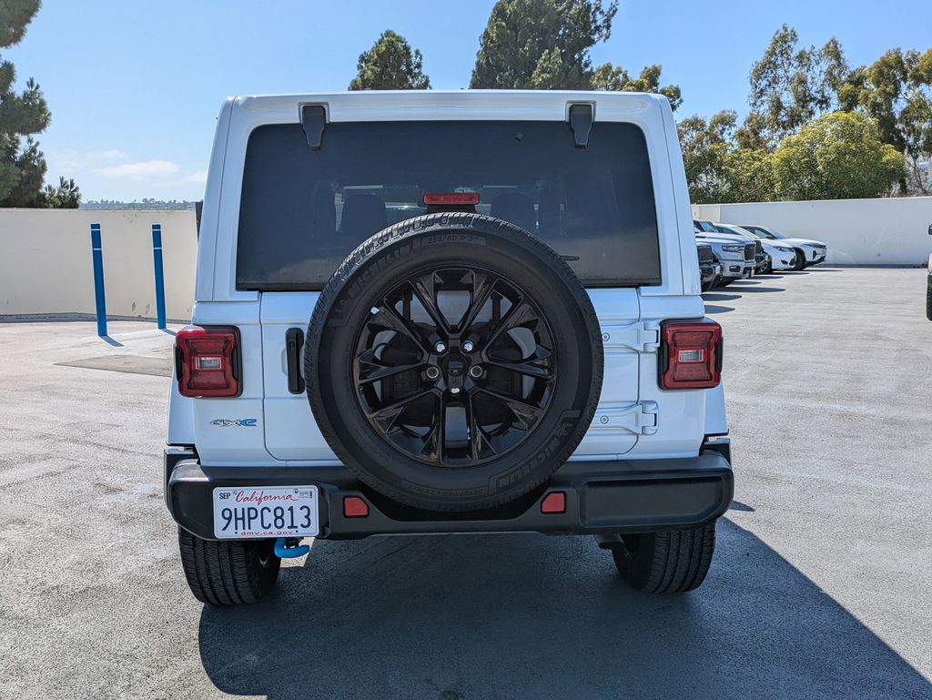 2024 Jeep Wrangler Sahara 4xe photo 3