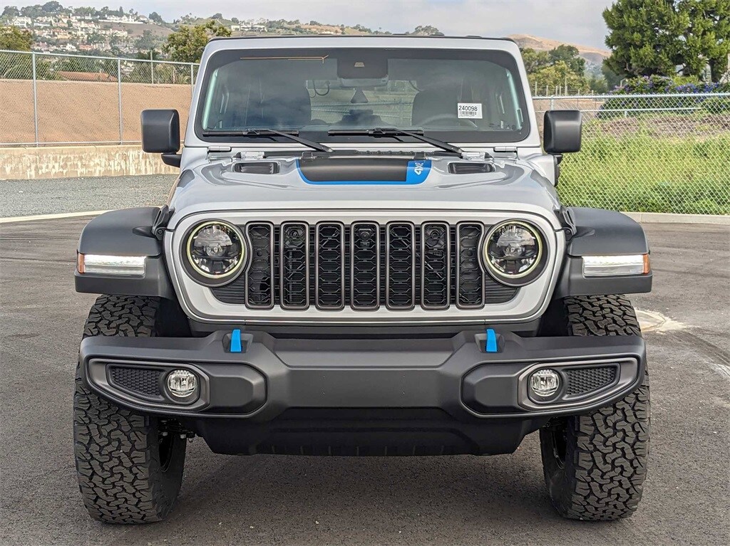 2024 Jeep Wrangler 4xe Rubicon 4xe Sport Utility Silver Zynith