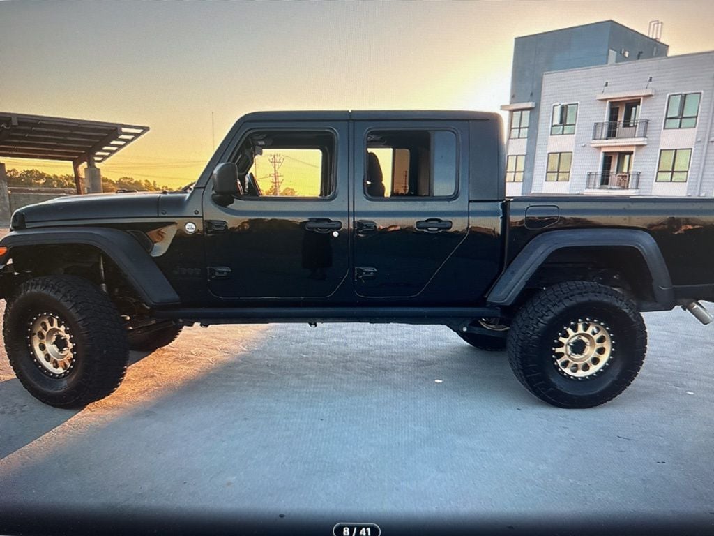 Used 2020 Jeep Gladiator Sport Truck Crew Cab