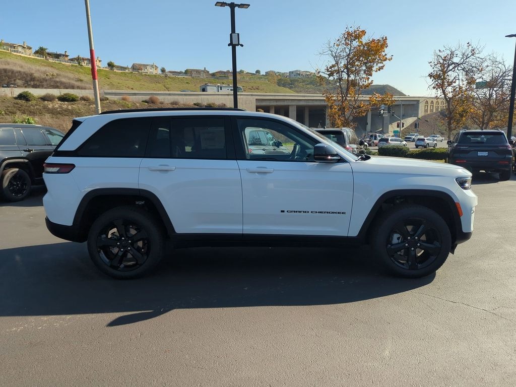 New 2025 Jeep Grand Cherokee LIMITED 4X4 Sport Utility
