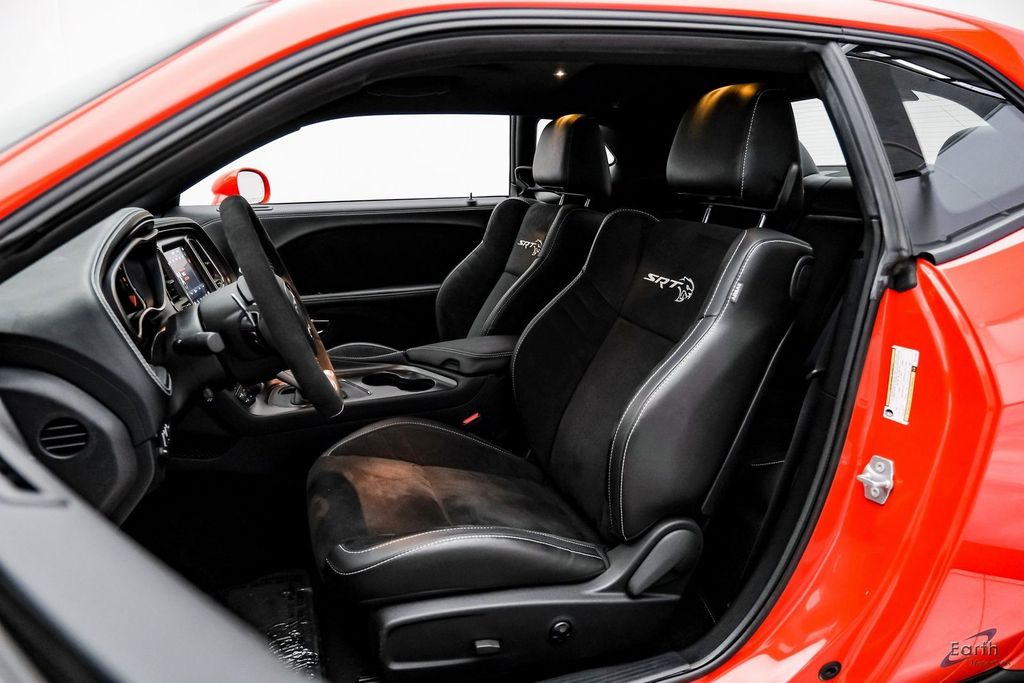 2022 Dodge Challenger SRT8 Hellcat Redeye Widebody photo 3