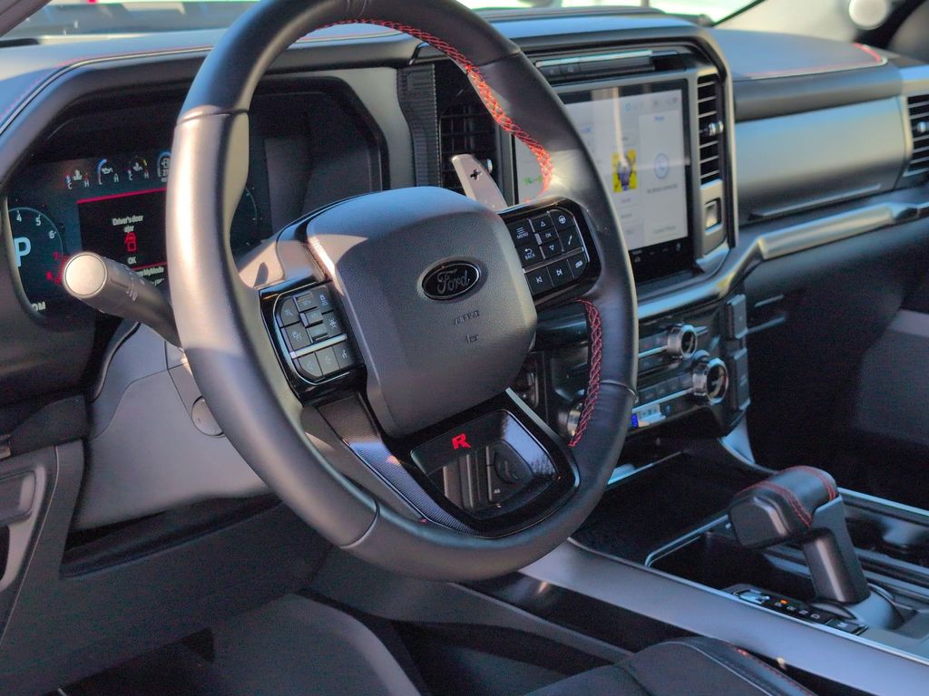 2025 Ford F-150 Raptor - Photo 13