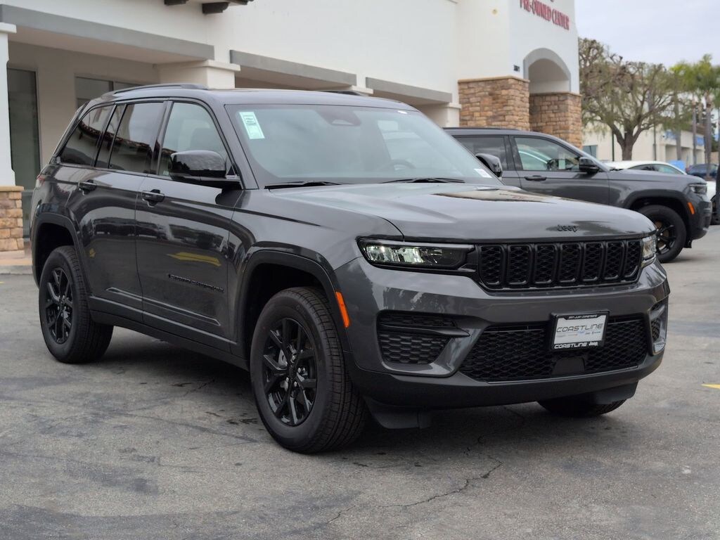 New 2025 Jeep Grand Cherokee ALTITUDE 4X2 Sport Utility
