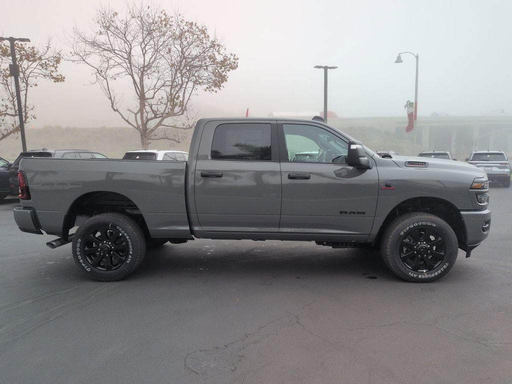 New 2026 Ram 2500 BIG HORN CREW CAB 4X4 6'4 BOX Pickup