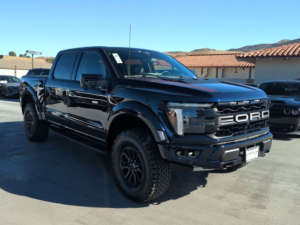 2025 Ford F-150 Raptor photo 3