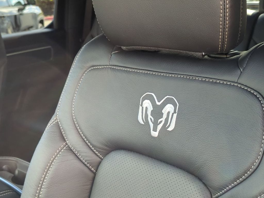 New 2026 Ram 1500 BIG HORN 4X4 Pickup