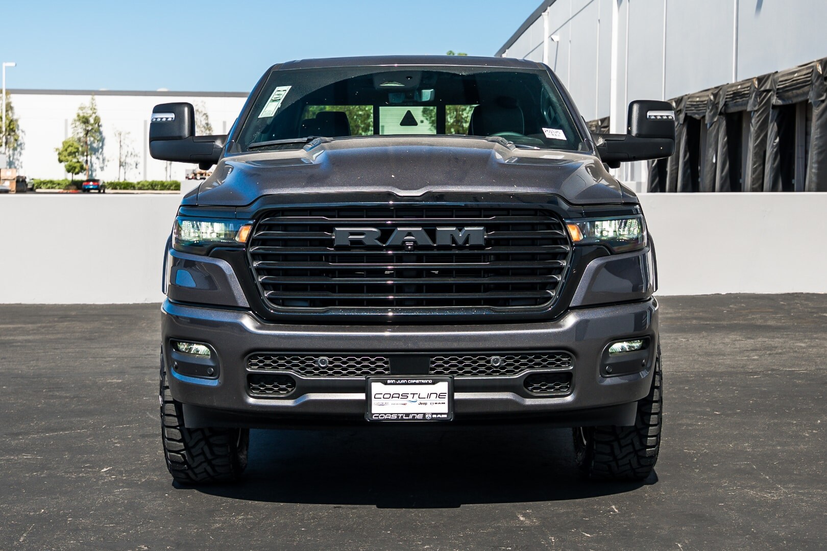 2025 Ram 1500 Laramie photo 2