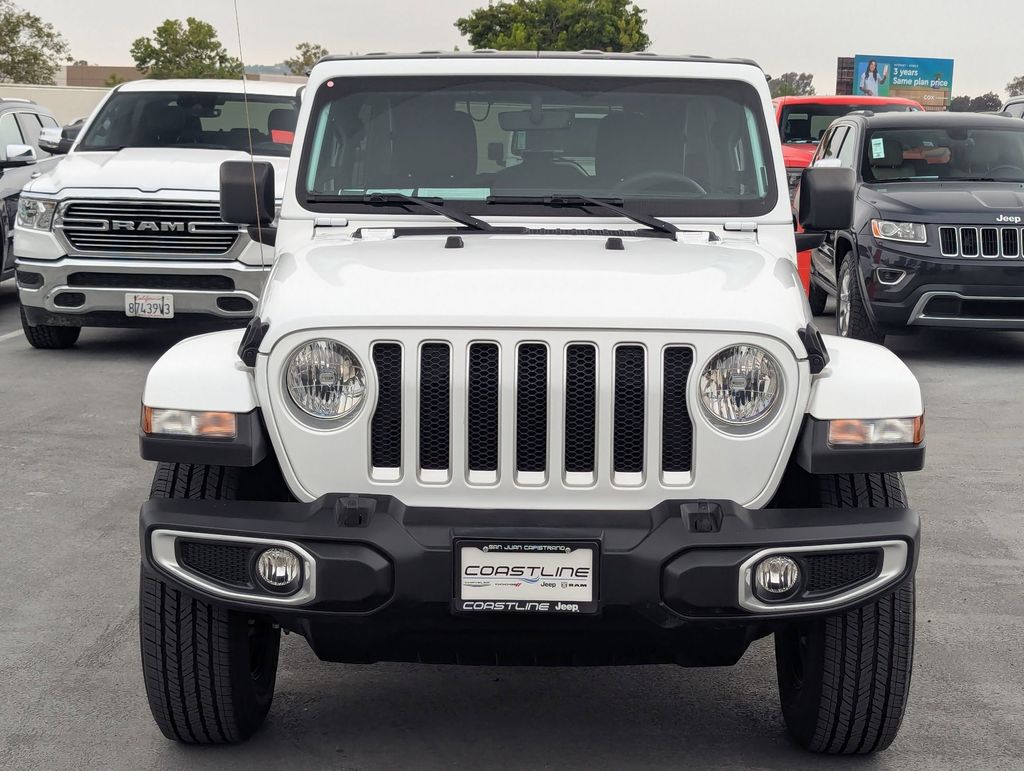 2023 Jeep Wrangler Sahara photo 2