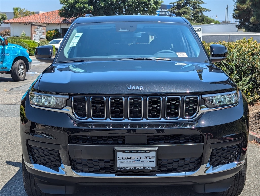 Used 2024 Jeep Grand Cherokee L Laredo with VIN 1C4RJJAG1R8940022 for sale in San Juan Capistrano, CA