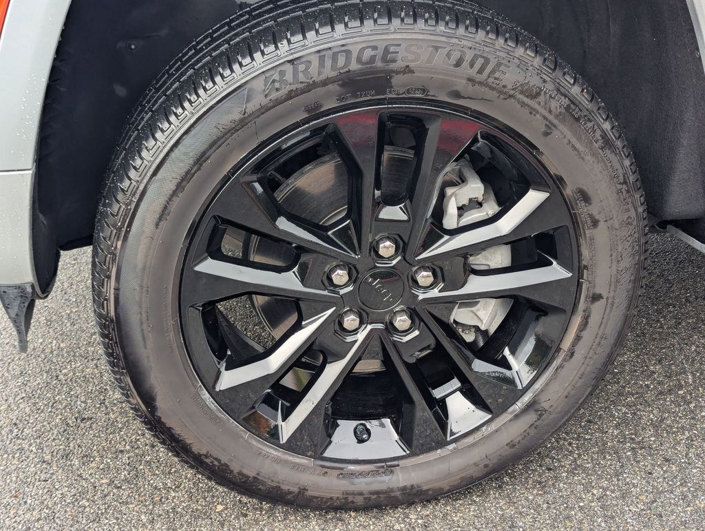 2024 Jeep Grand Cherokee L Overland - Photo 11