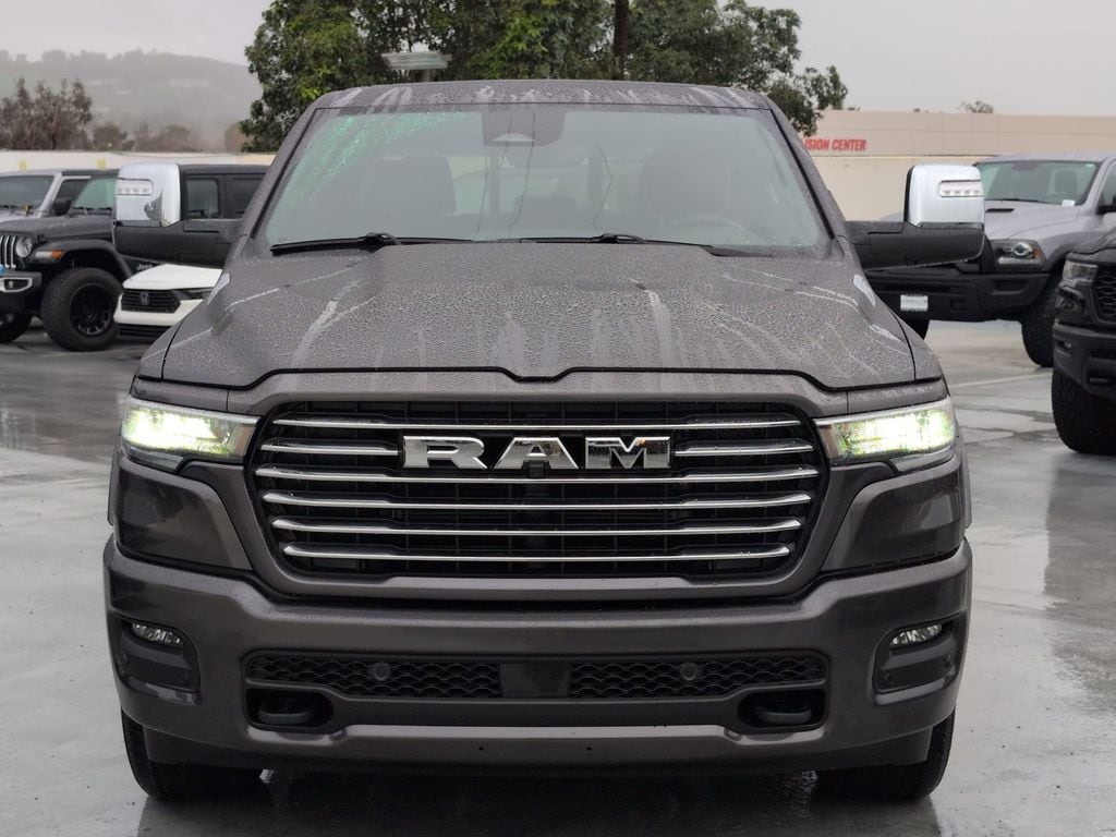 New 2026 Ram 1500 LARAMIE CREW CAB 4X4 5'7 BOX Pickup