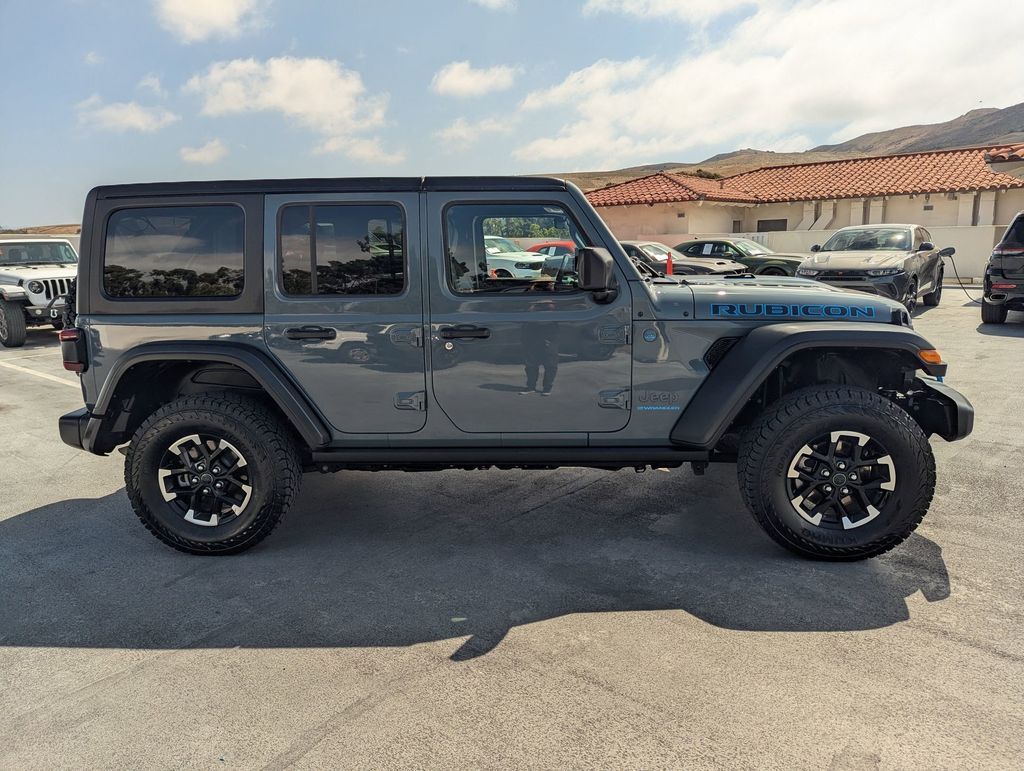 2024 Jeep Wrangler Rubicon 4xe photo 4