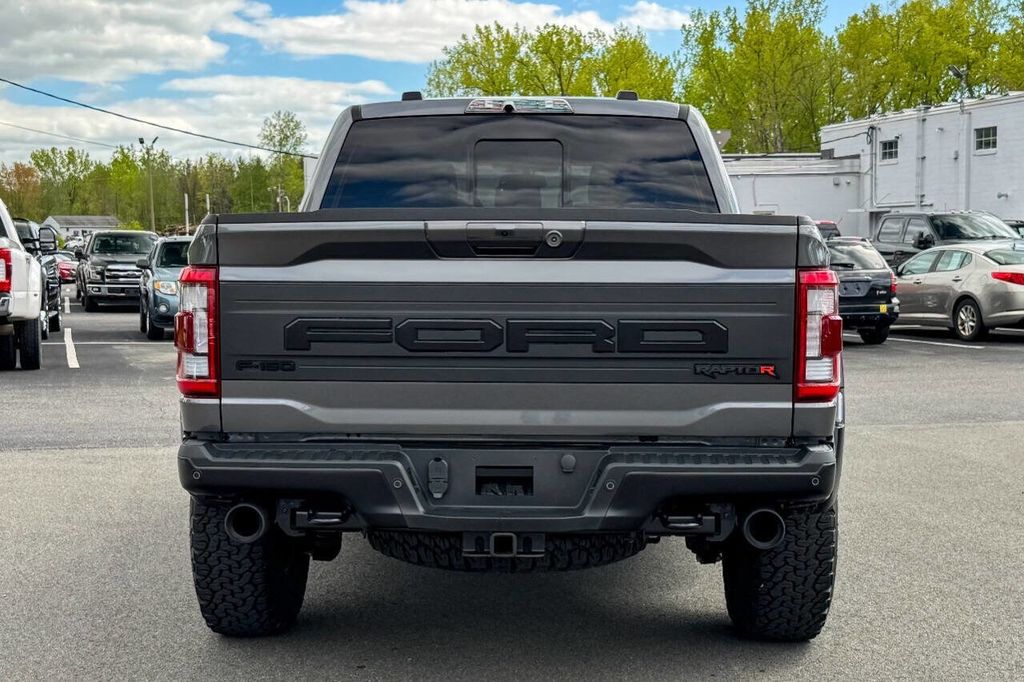 2023 Ford F-150 Raptor photo 2