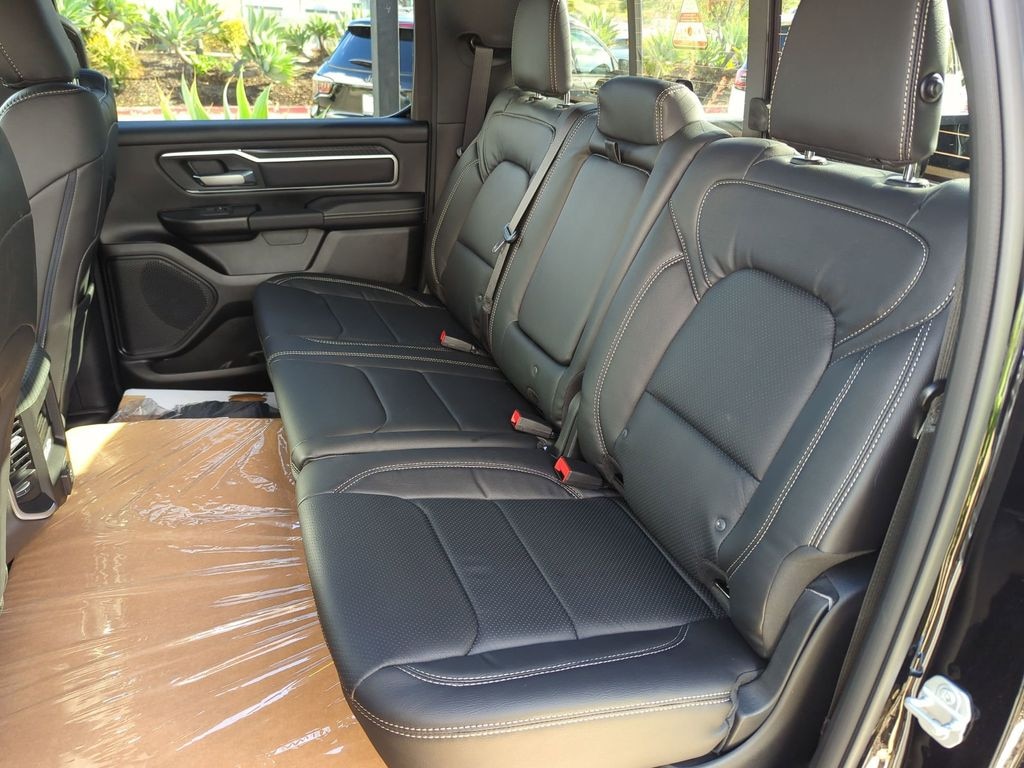 New 2026 Ram 1500 BIG HORN 4X4 Pickup