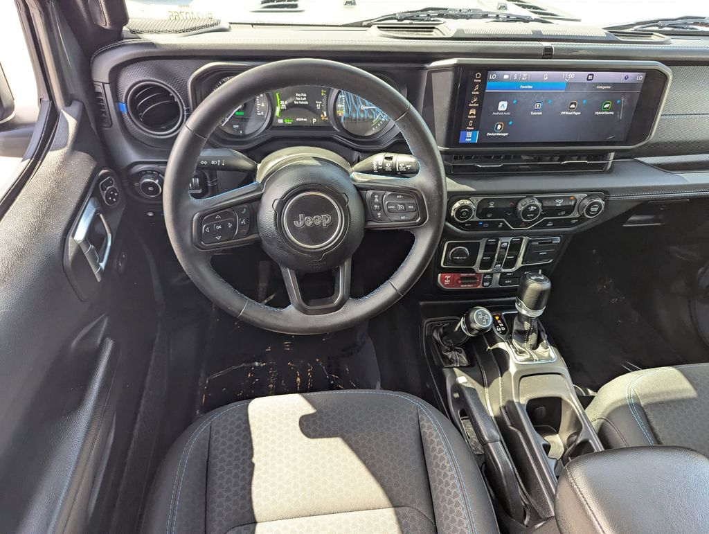 View 25