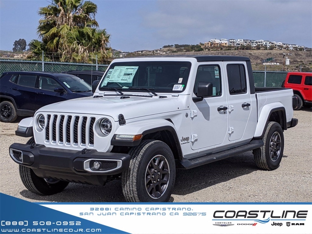 21 Jeep Gladiator Overland 4x4 Crew Cab Bright White Coastline Cdjr Located Near Laguna Niguel Ca