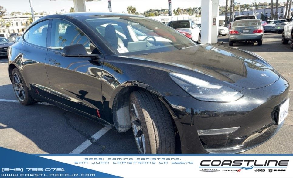 2021 Tesla Model 3 Base's photo