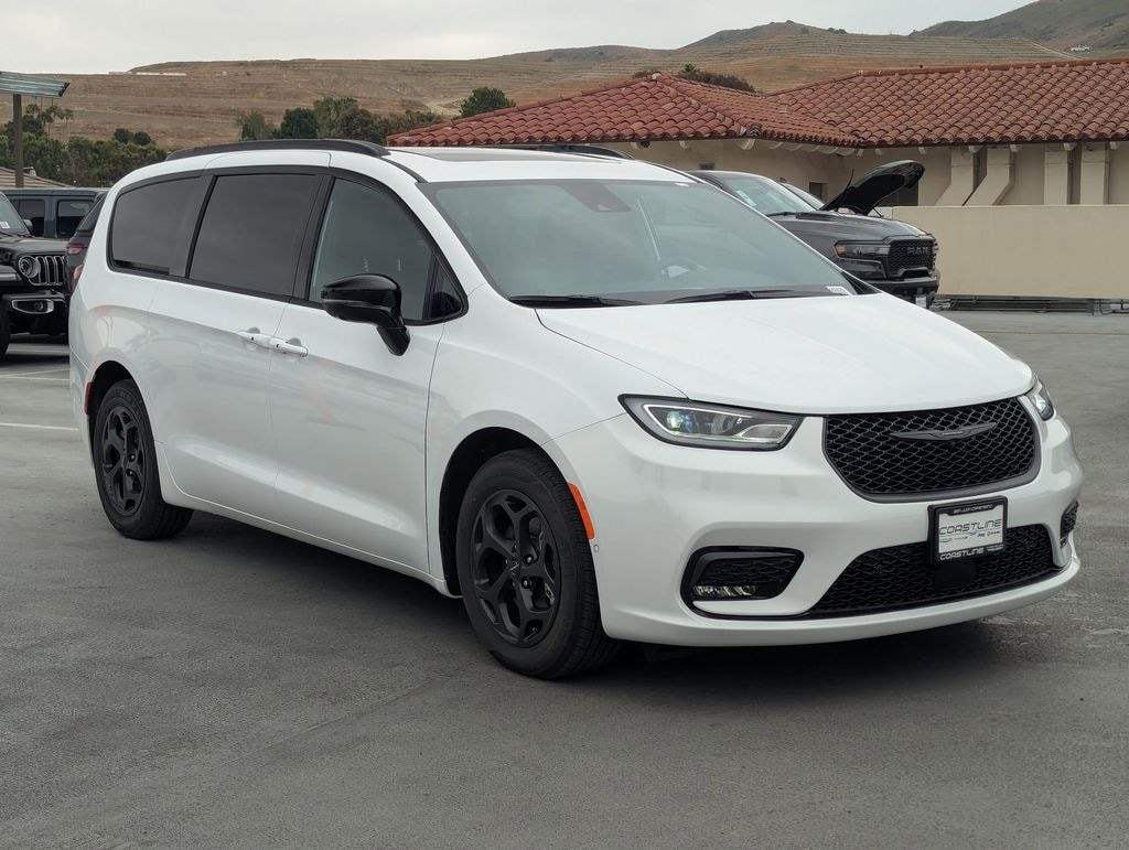New 2025 Chrysler Pacifica Hybrid PACIFICA PLUG-IN HYBRID S APPEARANCE Passenger Van
