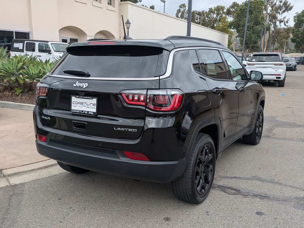 2025 Jeep Compass Limited photo 2