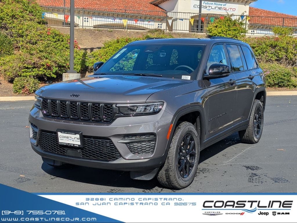 2025 Jeep Grand Cherokee Altitude's photo