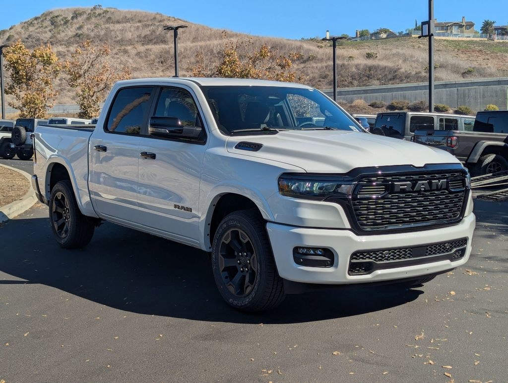 New 2025 Ram 1500 BIG HORN 4X4 Pickup