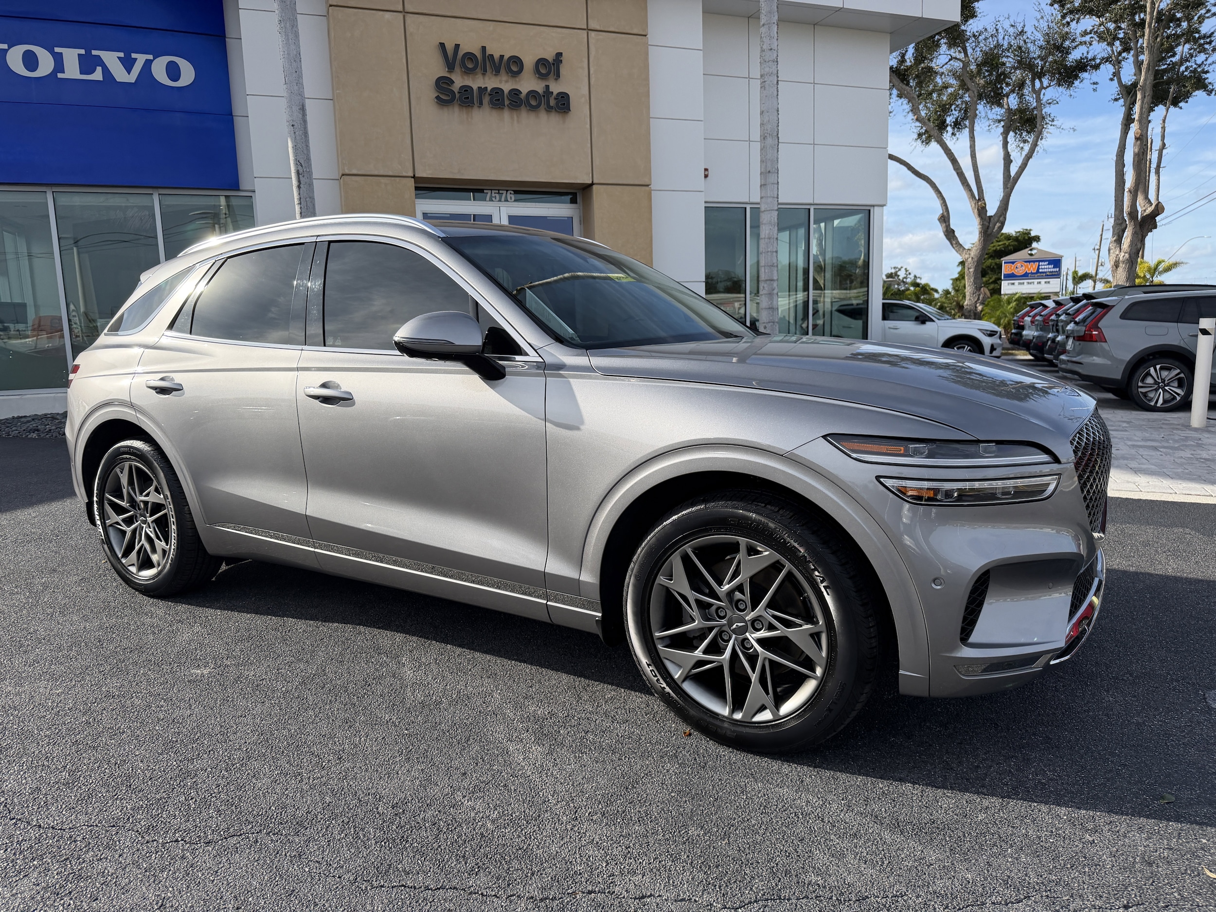 2022 GENESIS GV70 Standard's photo