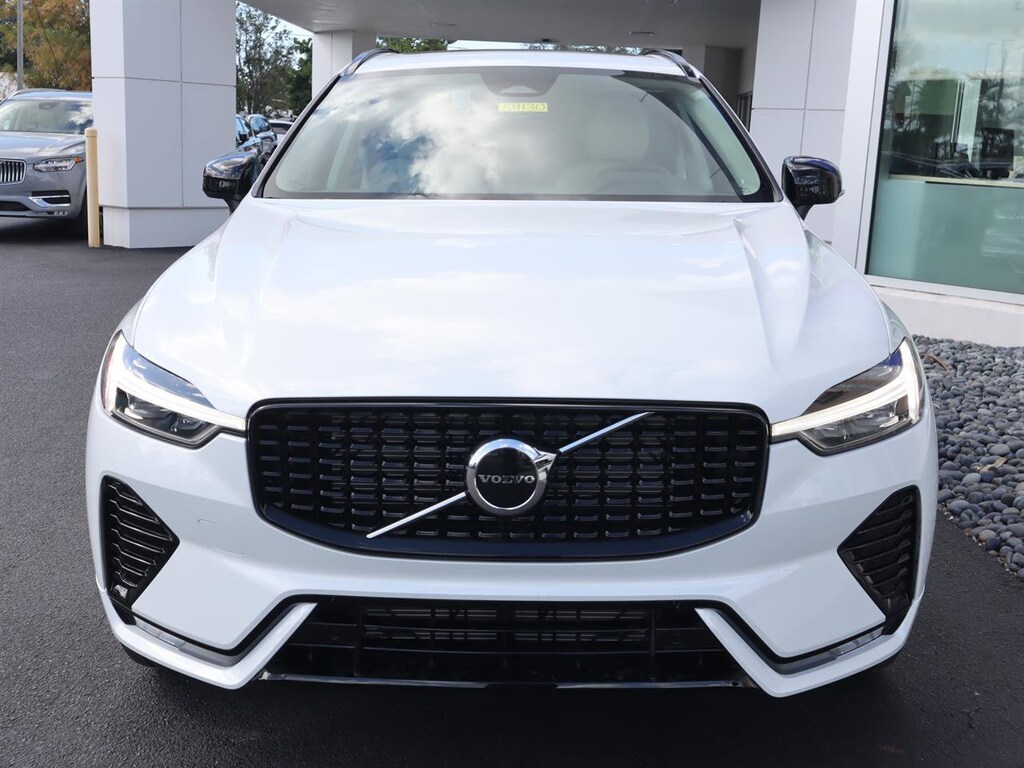 New 2024 Volvo XC60 B5 Core Dark SUV For Sale/Lease Sarasota FL VIN