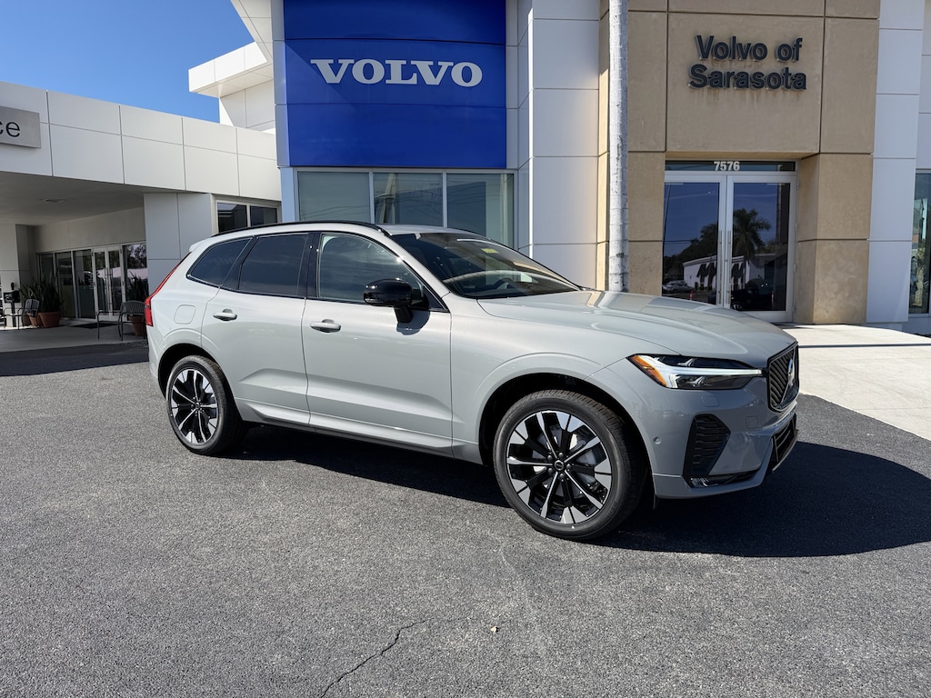 New 2026 Volvo XC60 B5 Plus SUV