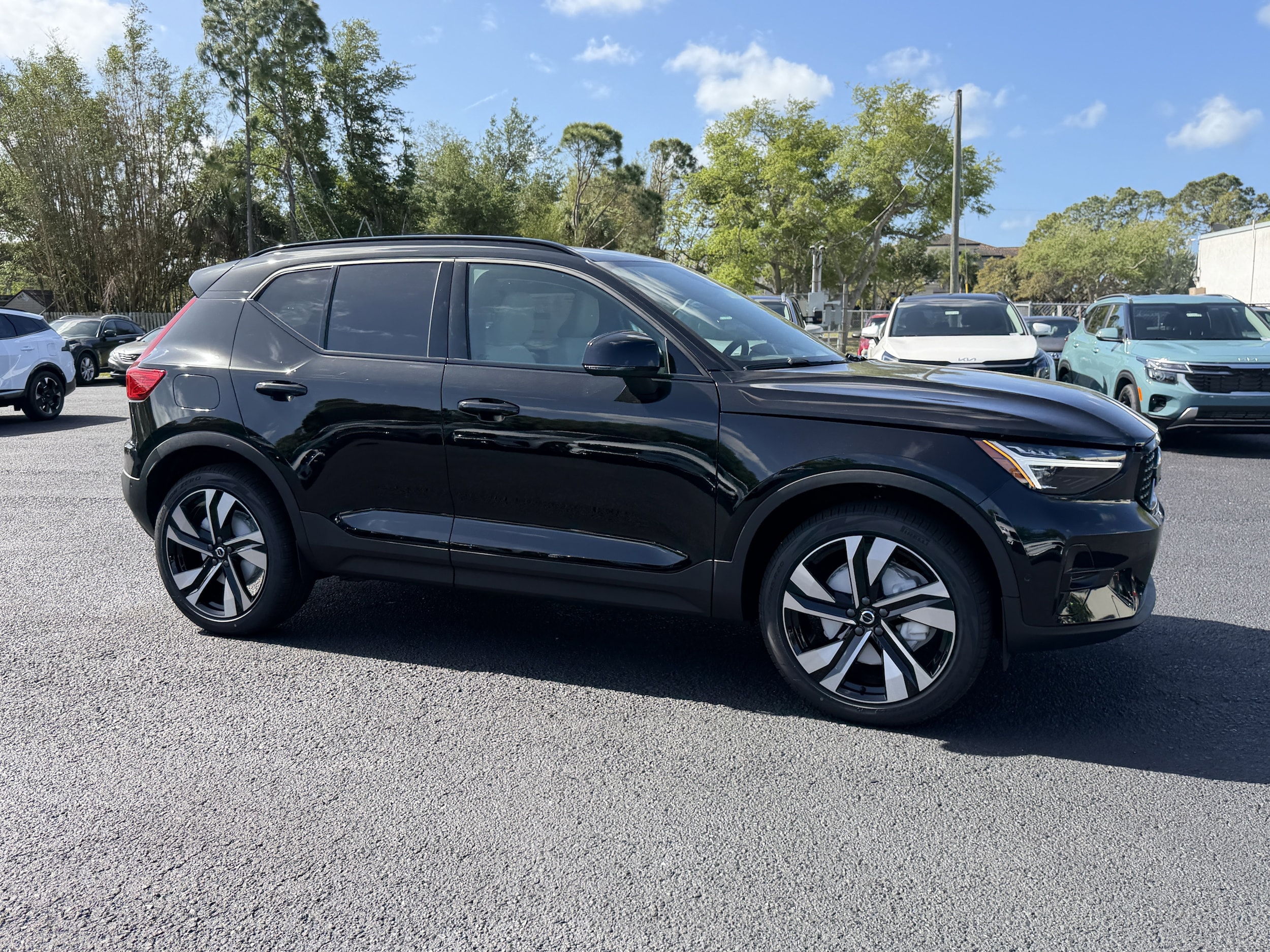 2026 Volvo XC40