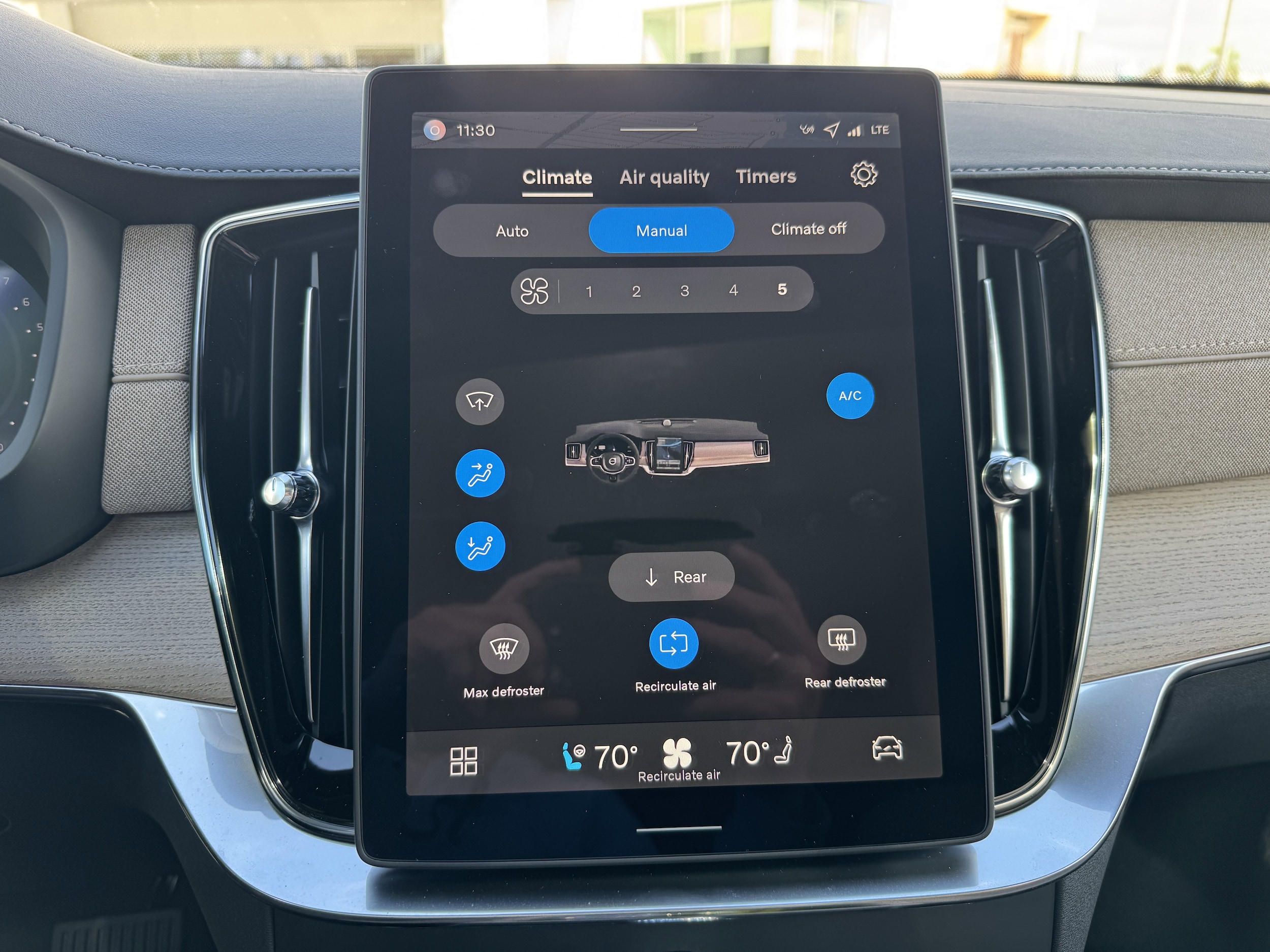 2026 Volvo XC90 Ultra - Photo 23