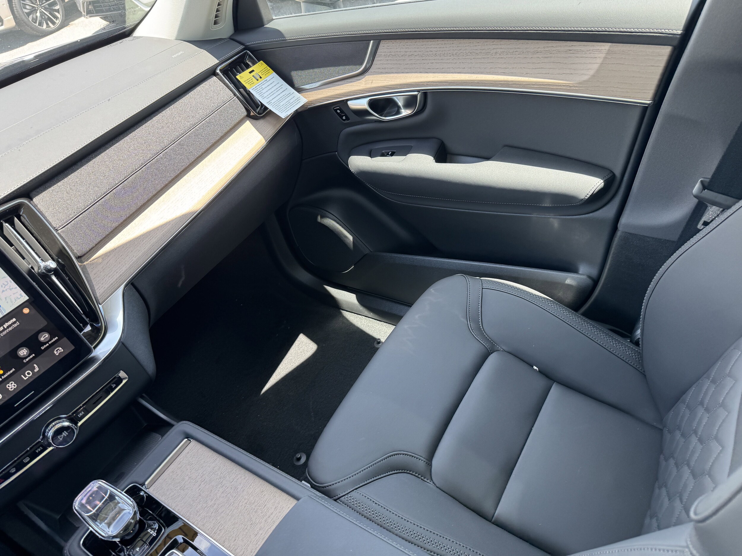 2026 Volvo XC90 Core - Photo 15
