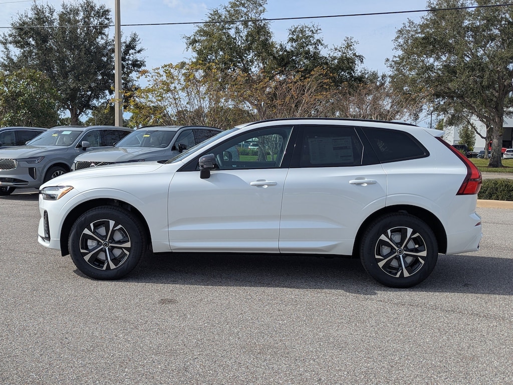 New 2026 Volvo XC60 B5 Core SUV