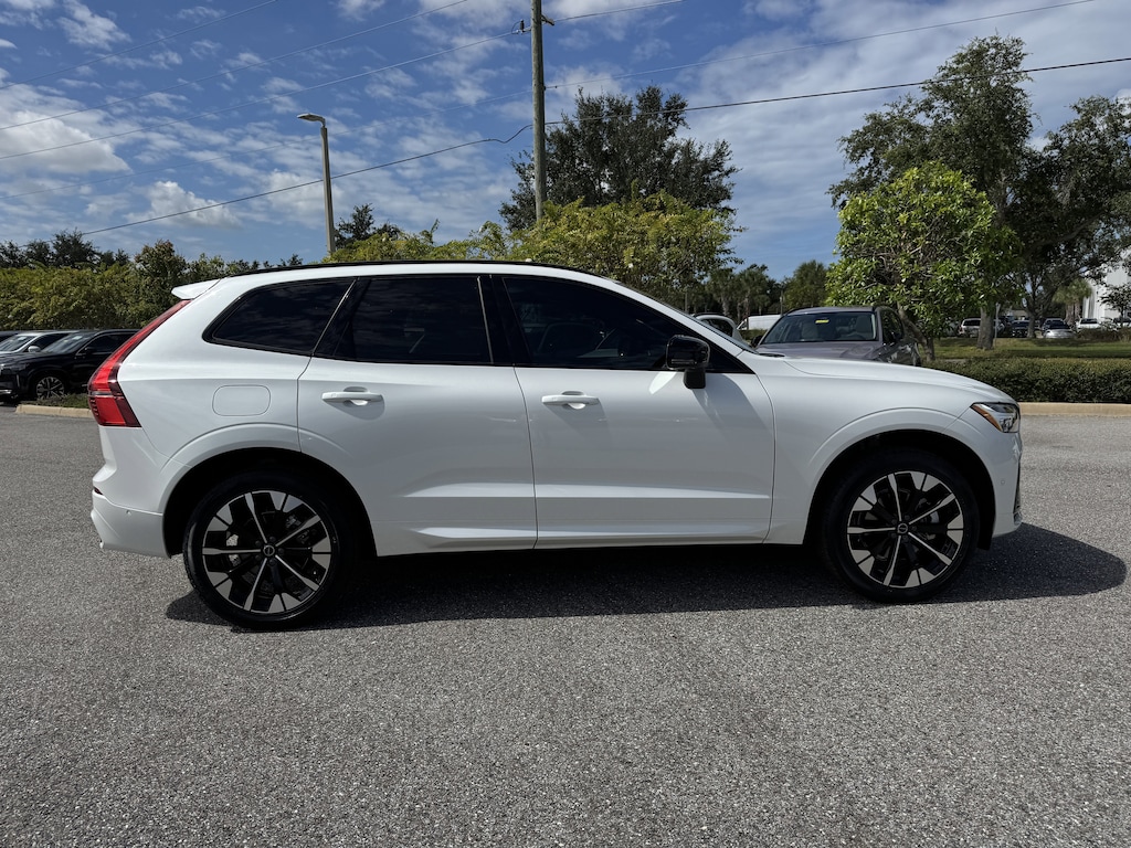 New 2026 Volvo XC60 B5 Plus SUV