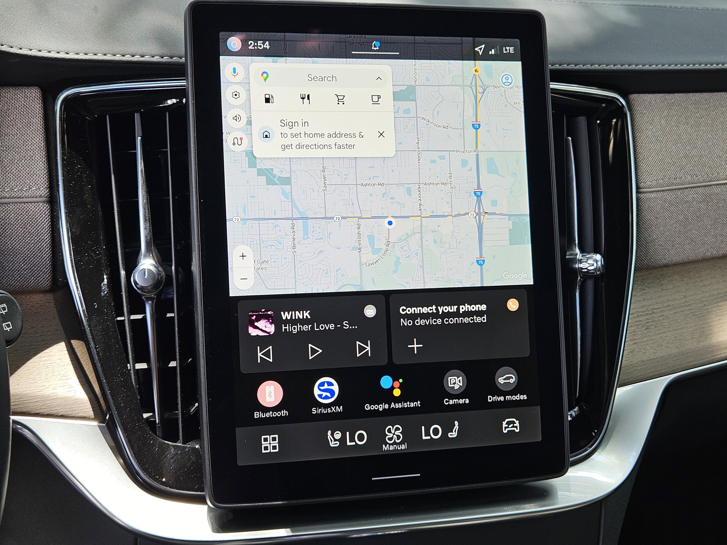 2026 Volvo XC90 Plus - Photo 27