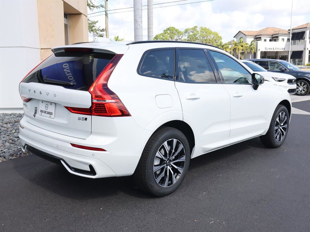 New 2024 Volvo XC60 B5 Core Dark SUV For Sale/Lease Sarasota FL VIN