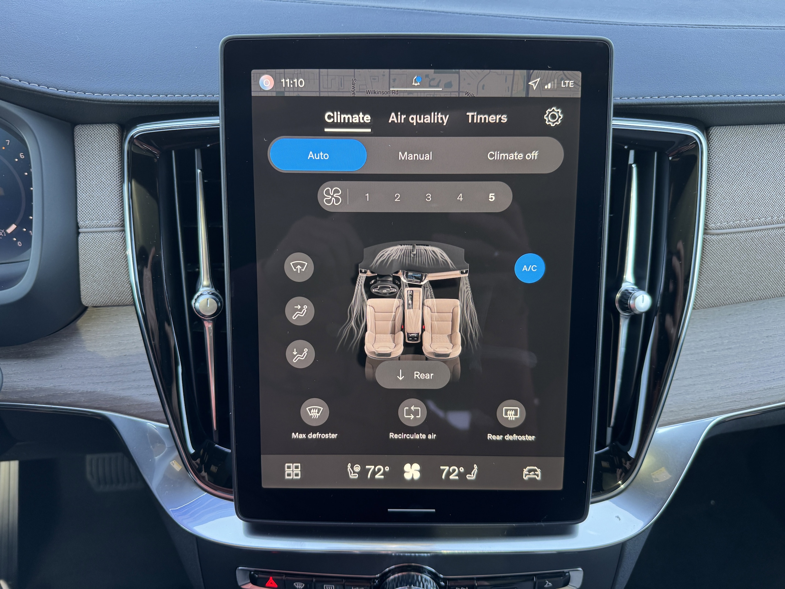 2026 Volvo XC90 Plus - Photo 24