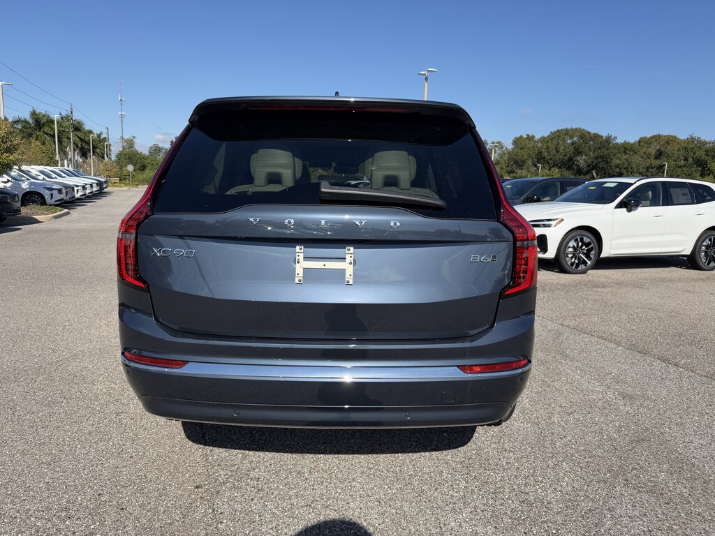New 2026 Volvo XC90 B6 Ultra 7-Seater SUV