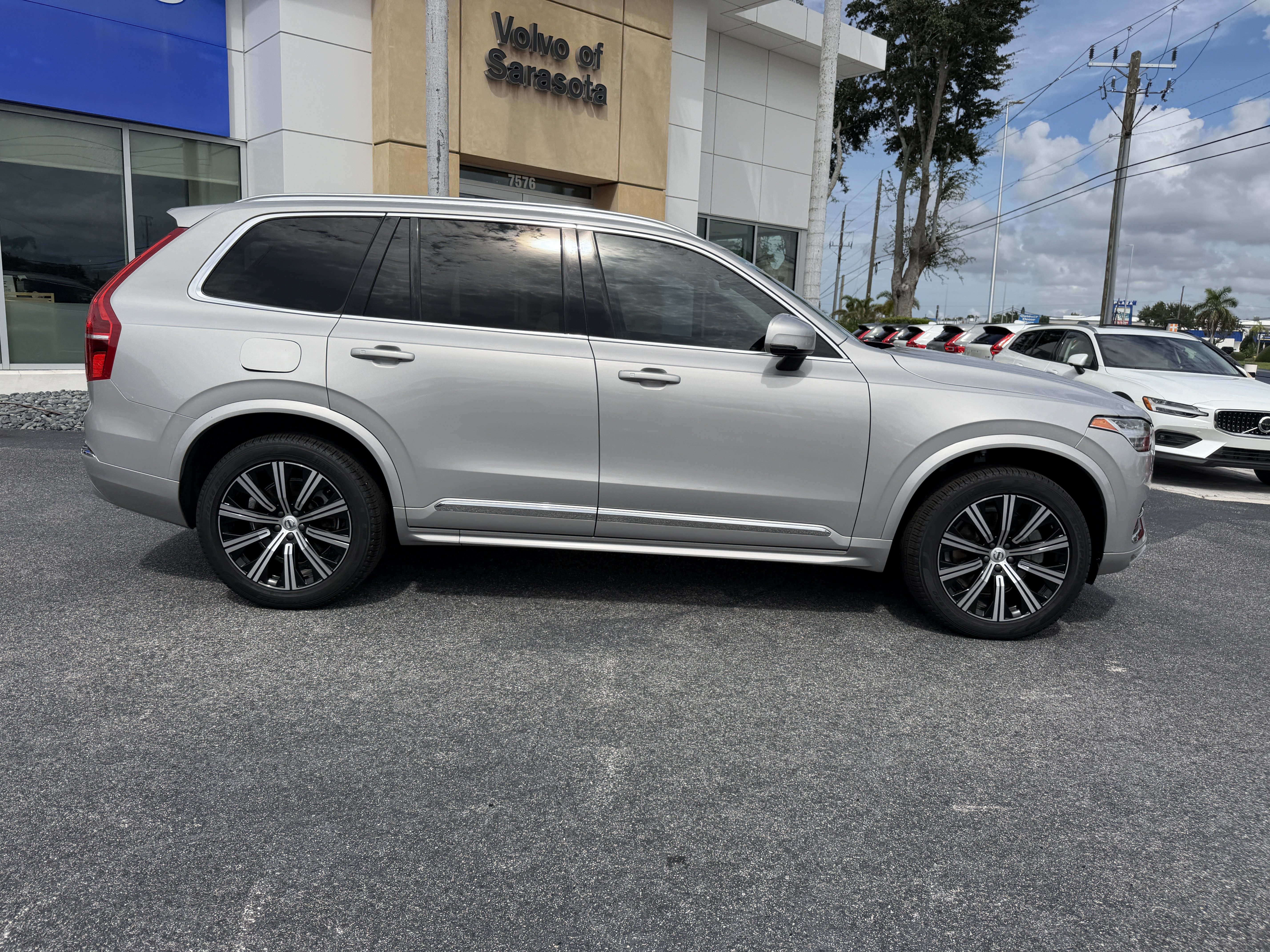 Certified 2025 Volvo XC90 B6 Core SUV