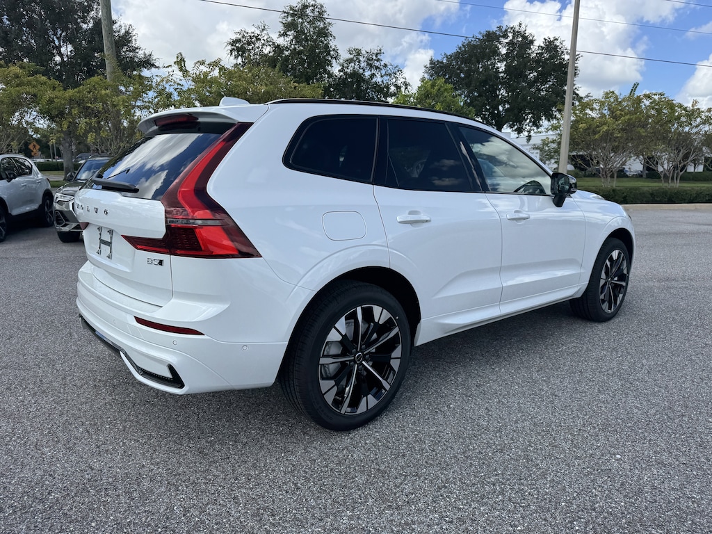 New 2026 Volvo XC60 B5 Plus SUV