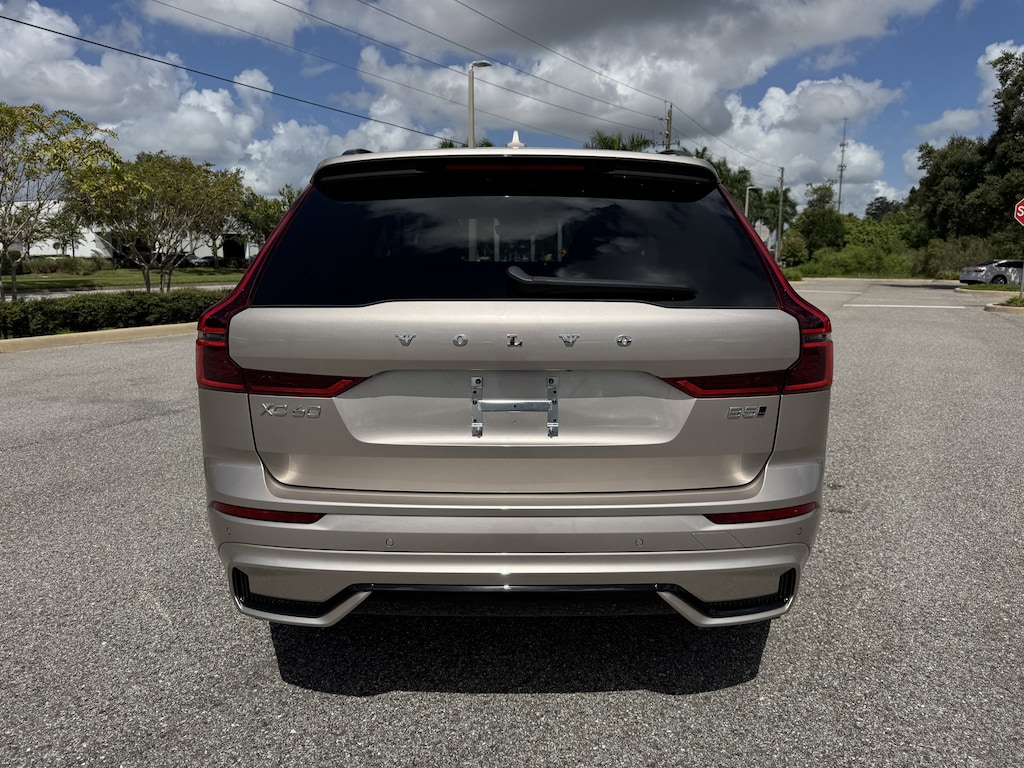 New 2026 Volvo XC60 B5 Ultra SUV