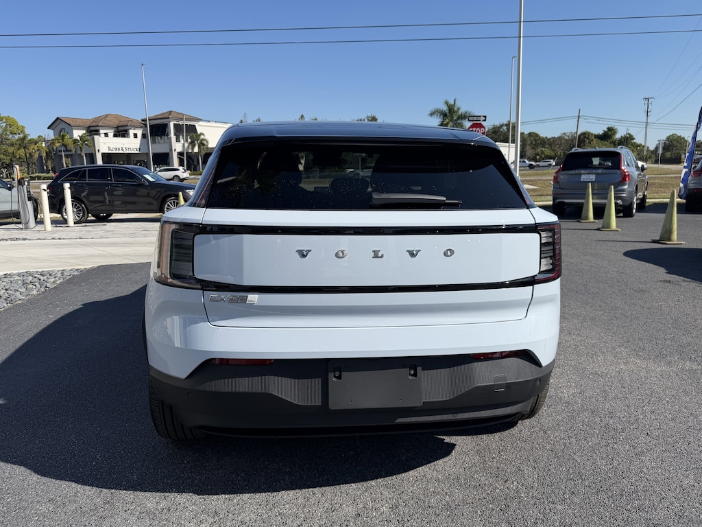 New 2026 Volvo EX30 Twin Motor Plus SUV