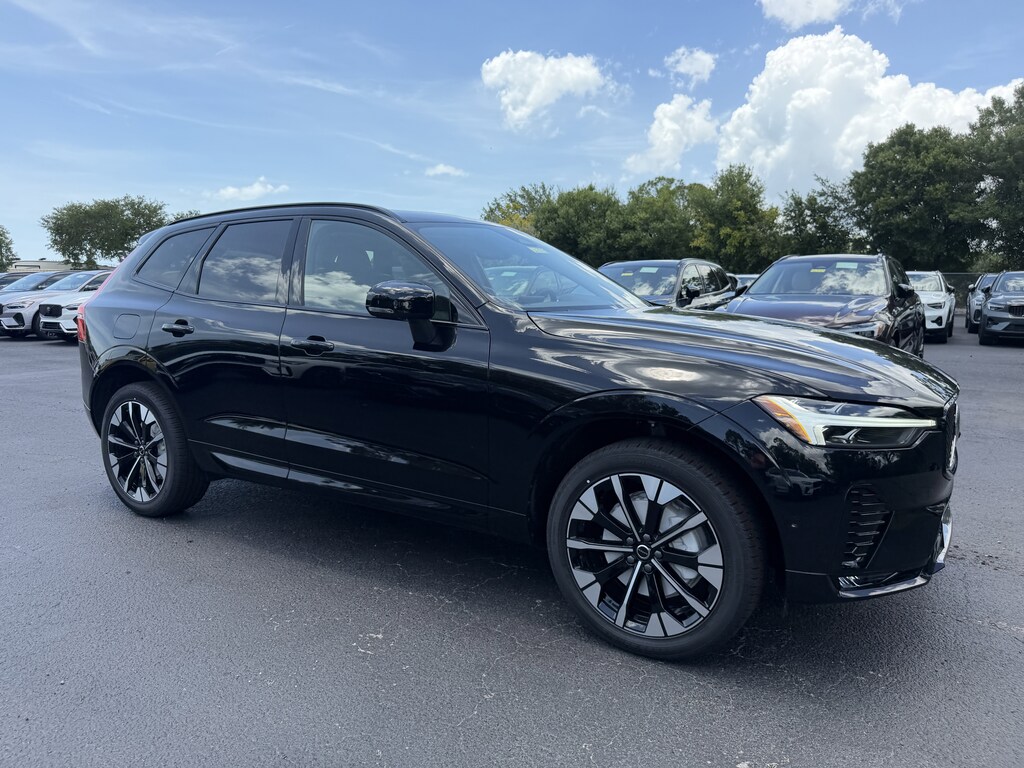 New 2026 Volvo XC60 B5 Plus SUV