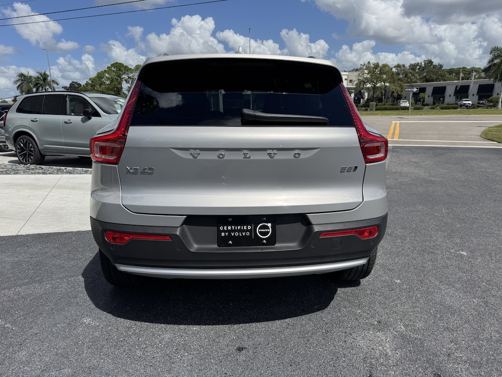 Certified 2024 Volvo XC40 B5 Plus Bright Theme SUV