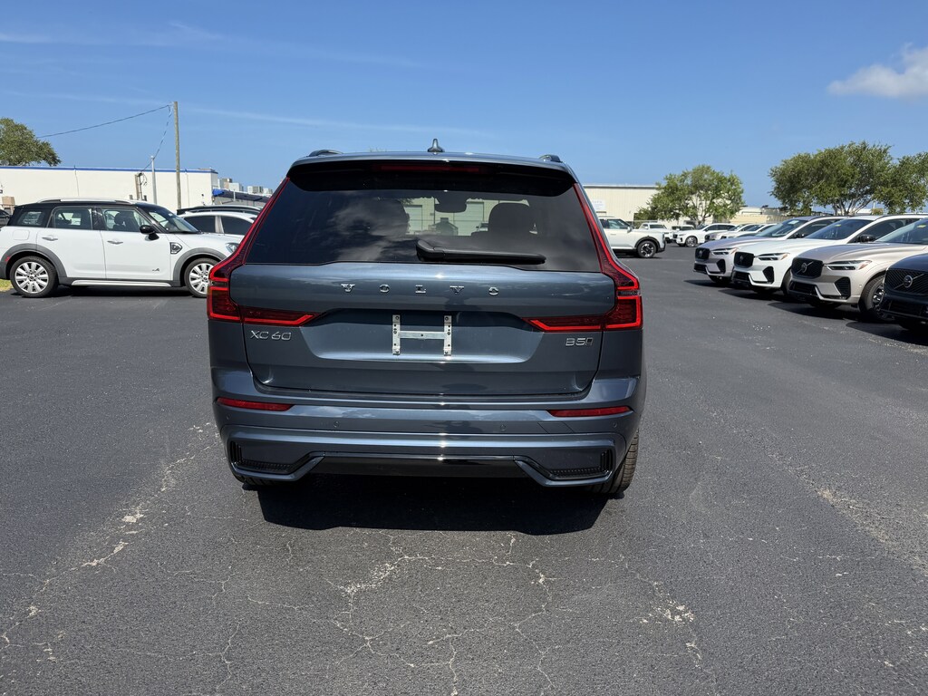 New 2026 Volvo XC60 B5 Ultra SUV