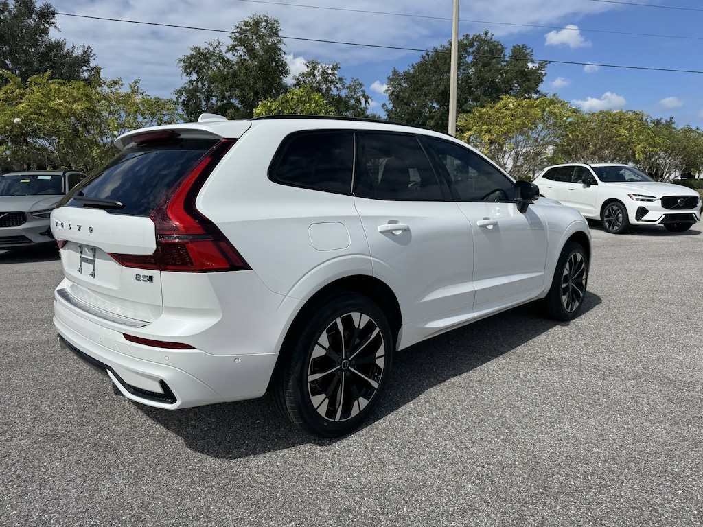 New 2026 Volvo XC60 B5 Plus SUV