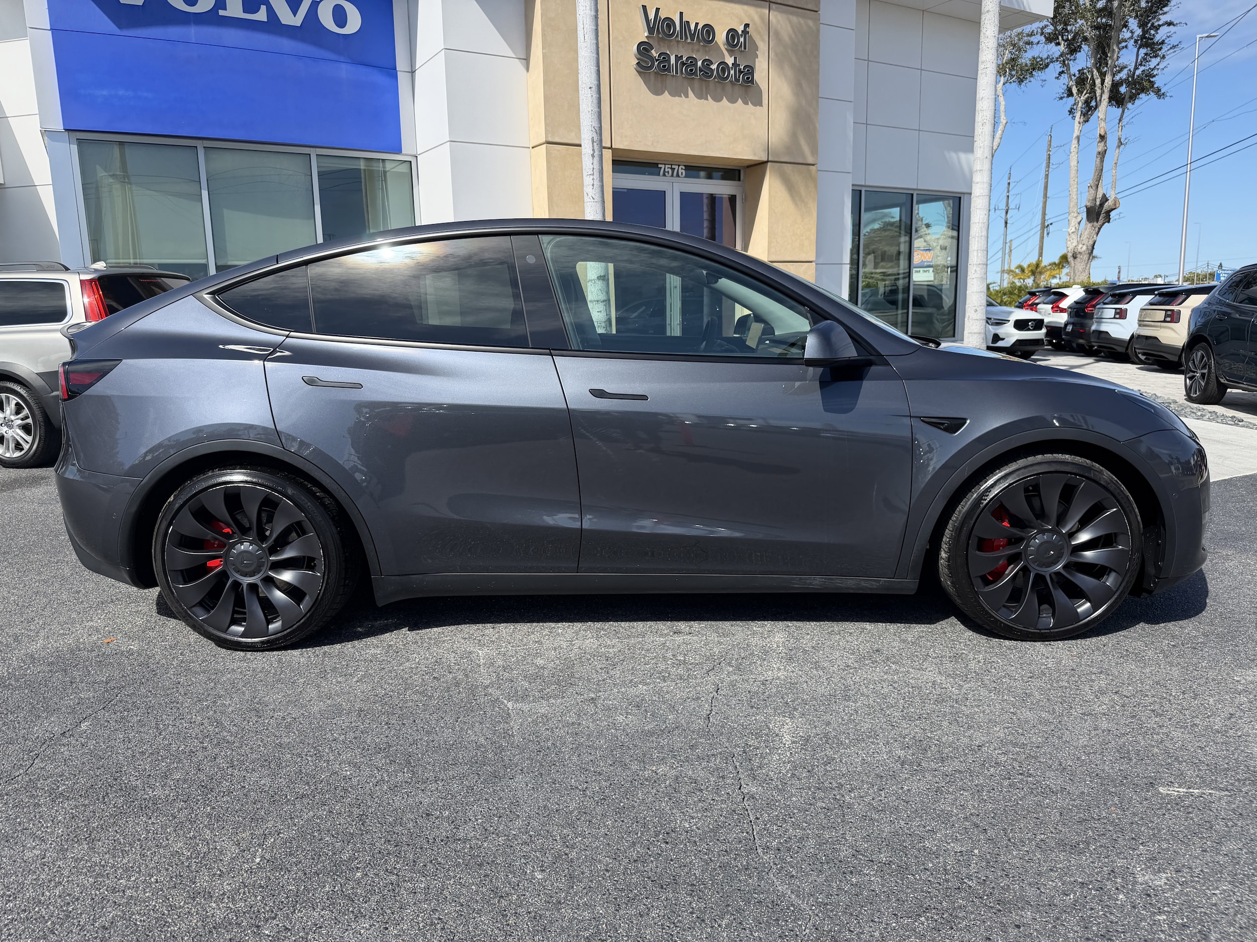 Used 2022 Tesla Model Y Performance with VIN 7SAYGDEF3NF509952 for sale in Northfield, Minnesota