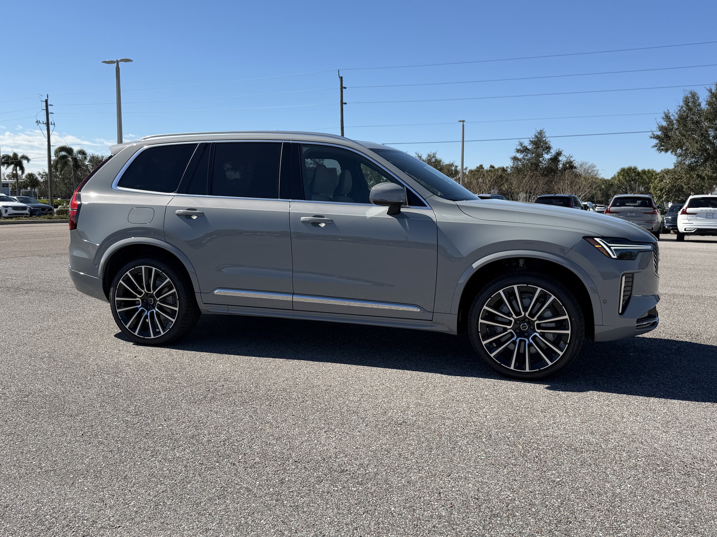 2026 Volvo XC90 B6 Ultra Bright 6-Seater 4WD's photo